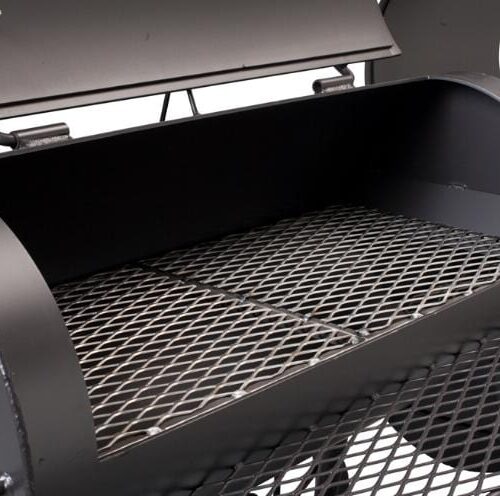 Yoder Smokers Cheyenne offset smoker with side firebox and main cooking chamber